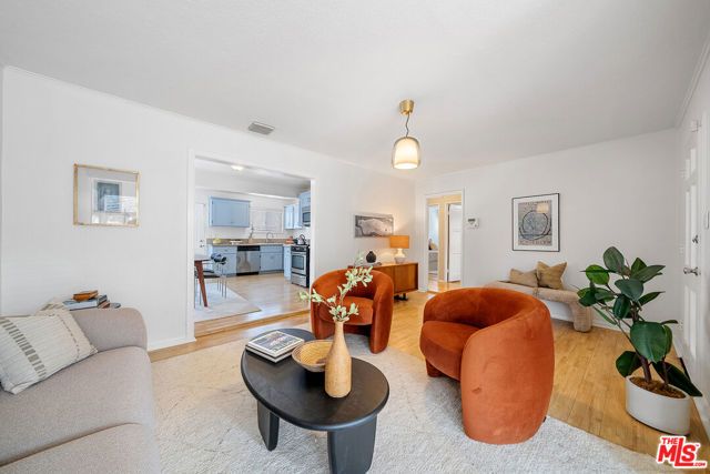 5901 Benner Street, Los Angeles, CA 90042