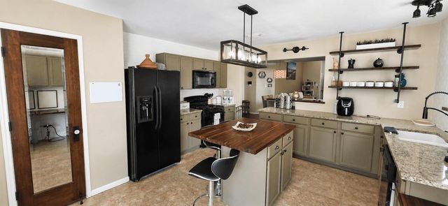 29122 Foxingham Circle, Spring, TX 77386