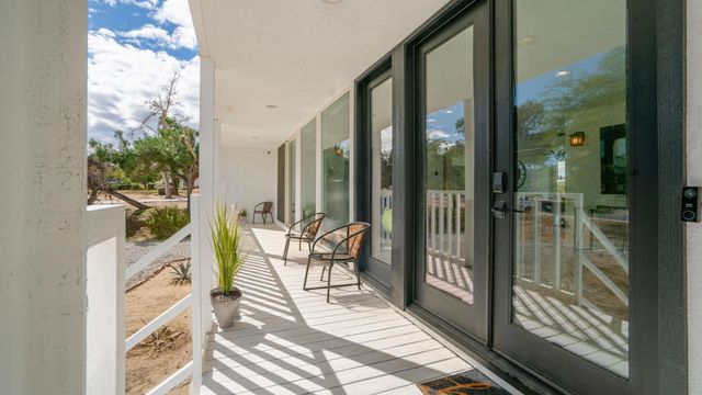 6946 Lennox Avenue, Yucca Valley, CA 92284