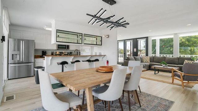 6946 Lennox Avenue, Yucca Valley, CA 92284