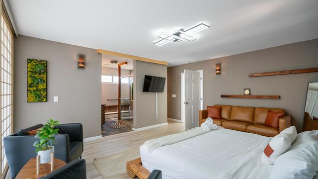 6946 Lennox Avenue, Yucca Valley, CA 92284