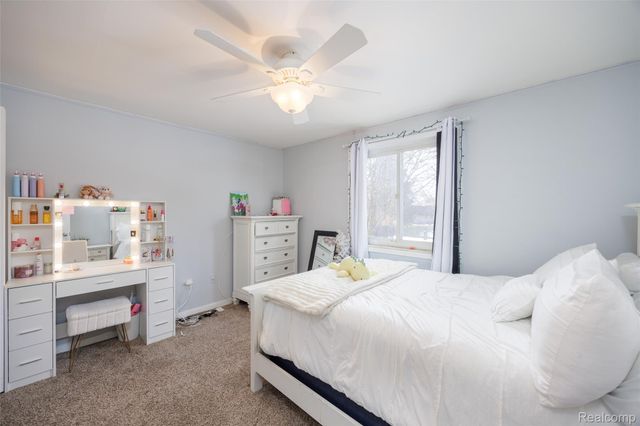 11808 Harbor Lane, Van Buren Charter Township, MI 48111