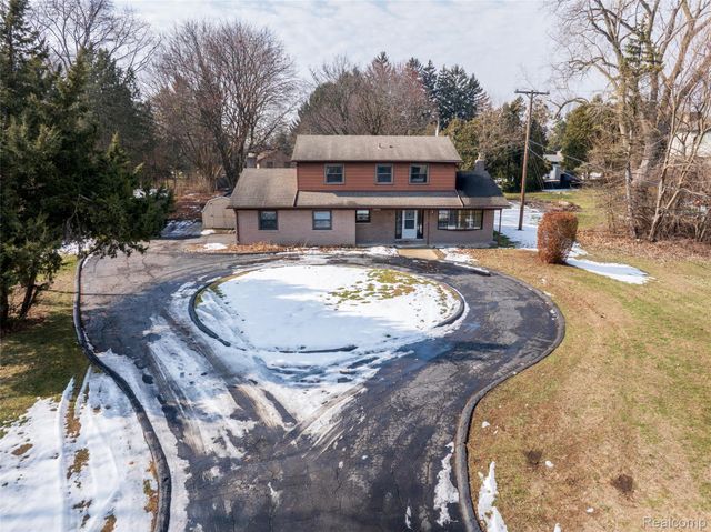 11808 Harbor Lane, Van Buren Charter Township, MI 48111