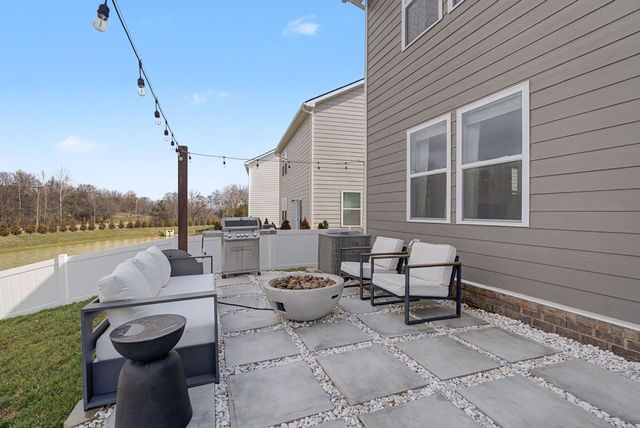 2276 Robert Gwynne Dr, Smyrna, TN 37167