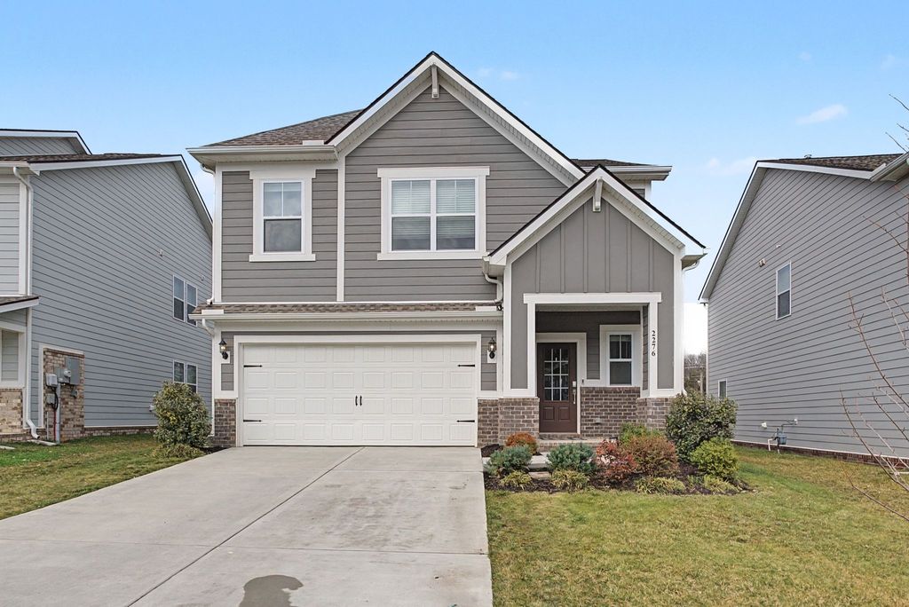 2276 Robert Gwynne Dr, Smyrna, TN 37167