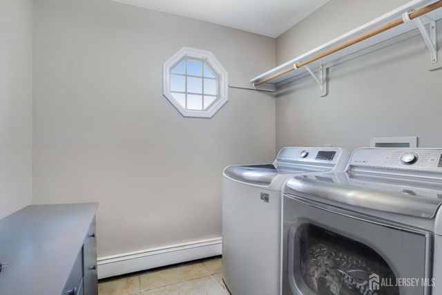 28 Colton Road, Edison, NJ 08817