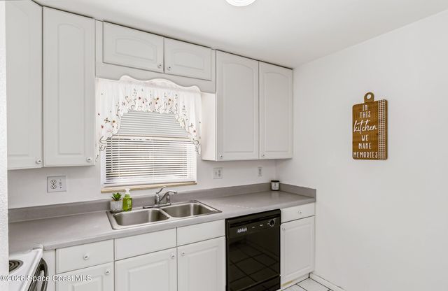 2501 Sand Trap Lane 8-C, Melbourne, FL 32935