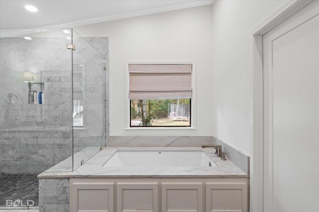 615 Robert Travis Drive, Shreveport, LA 71106