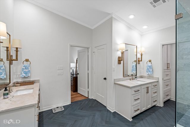 615 Robert Travis Drive, Shreveport, LA 71106