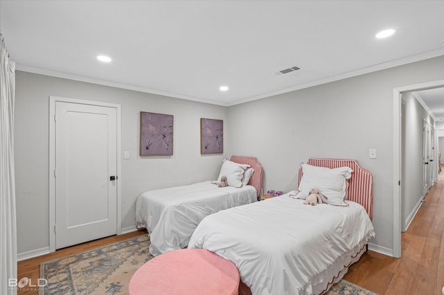 615 Robert Travis Drive, Shreveport, LA 71106