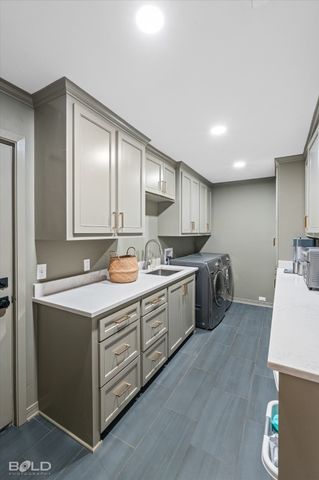 615 Robert Travis Drive, Shreveport, LA 71106