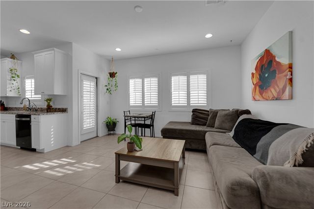 75 Ella Ashman Avenue, Henderson, NV 89011