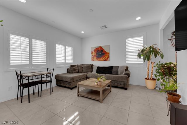 75 Ella Ashman Avenue, Henderson, NV 89011