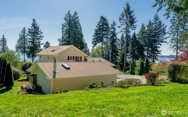 485 S Vesper Way, Camano Island, WA 98282