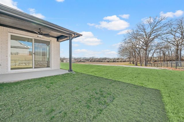 617 Pillar Street, Reno, TX 76020