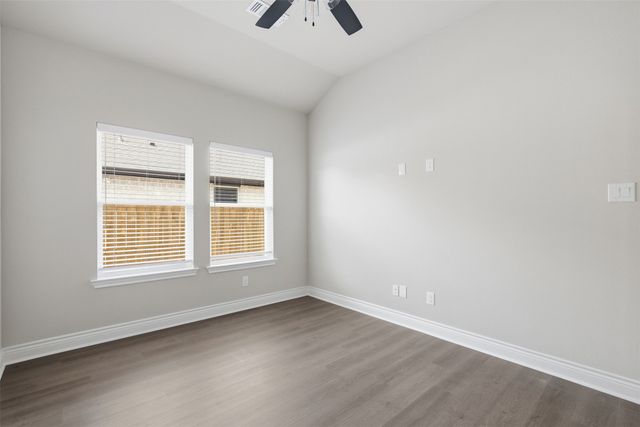 215 Trevor Lane, Greenville, TX 75402