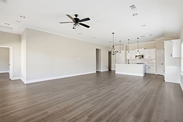 215 Trevor Lane, Greenville, TX 75402