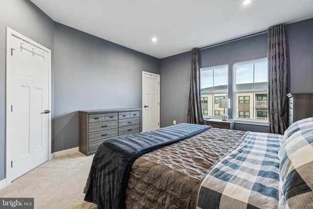 46298 MOUNT KELLOGG TER, Sterling, VA 20164