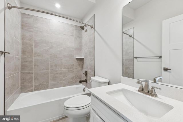 46298 MOUNT KELLOGG TER, Sterling, VA 20164