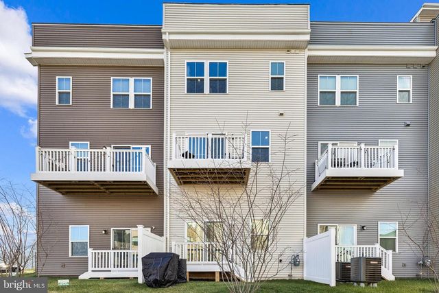 46298 MOUNT KELLOGG TER, Sterling, VA 20164