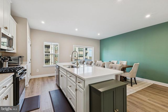 46298 MOUNT KELLOGG TER, Sterling, VA 20164