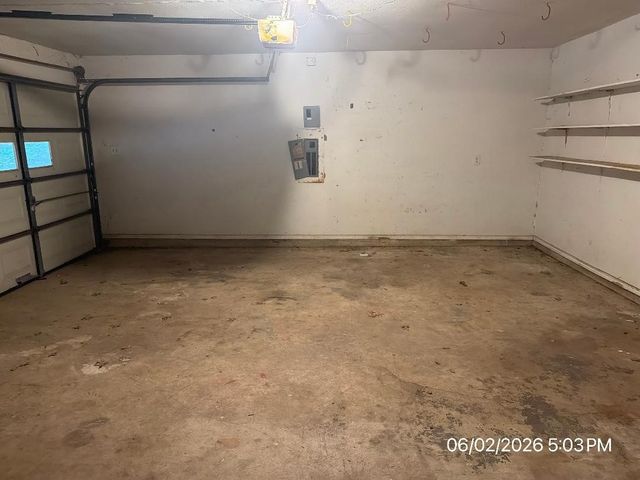 103 Red Bud Court, Oak Leaf, TX 75154