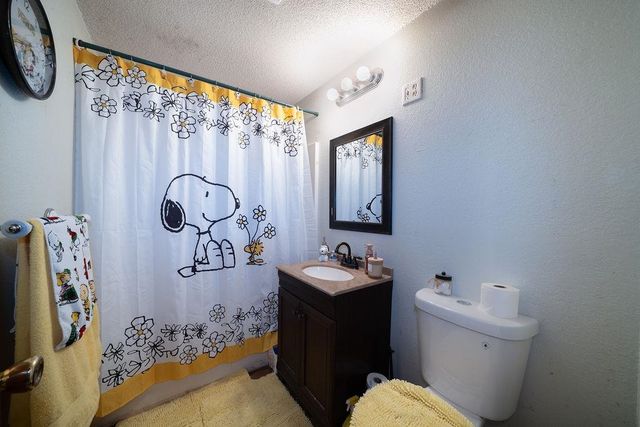 11857 SW 160th St, Rose Hill, KS 67133