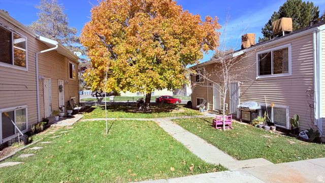 4632 S ARLINGTON PARK DR, West Valley City, UT 84120