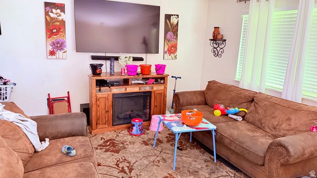 4632 S ARLINGTON PARK DR, West Valley City, UT 84120