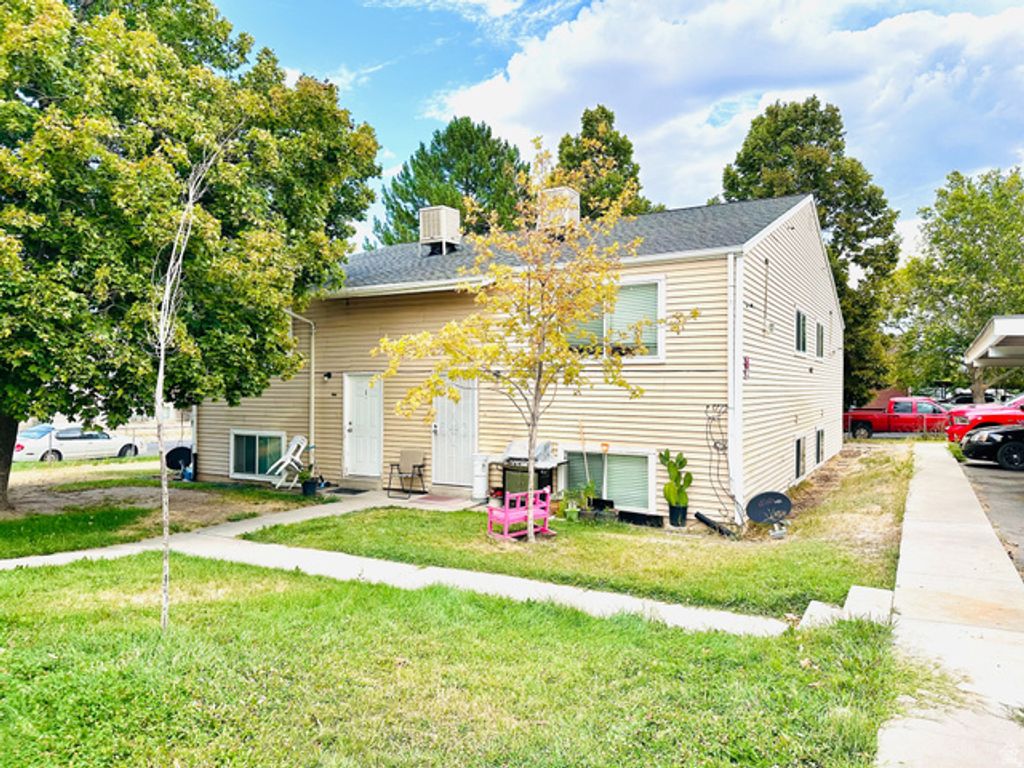 4632 S ARLINGTON PARK DR, West Valley City, UT 84120