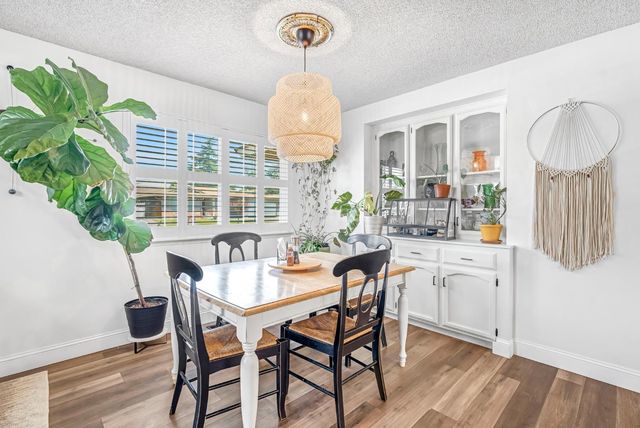 6737 N Harrison Avenue, Fresno, CA 93711