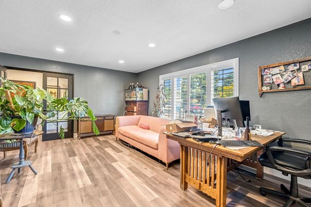 6737 N Harrison Avenue, Fresno, CA 93711