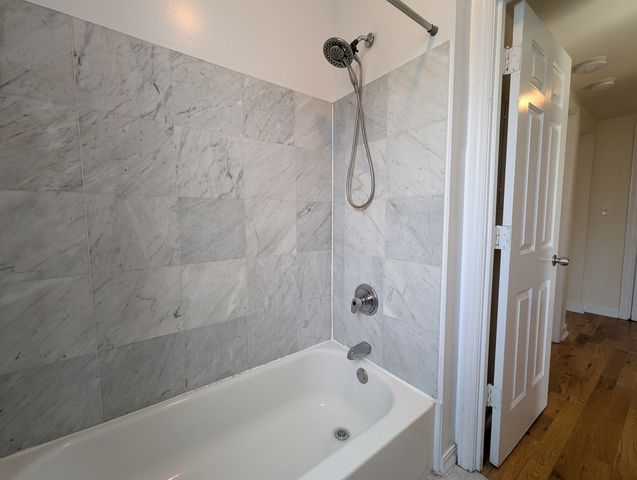 2347 N Drake Avenue 2, Chicago, IL 60647