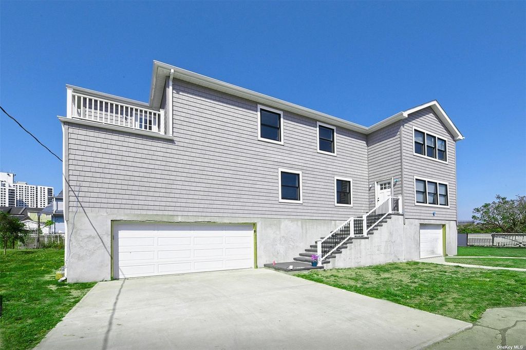 200 Beach 2nd Street, Lawrence, NY 11559
