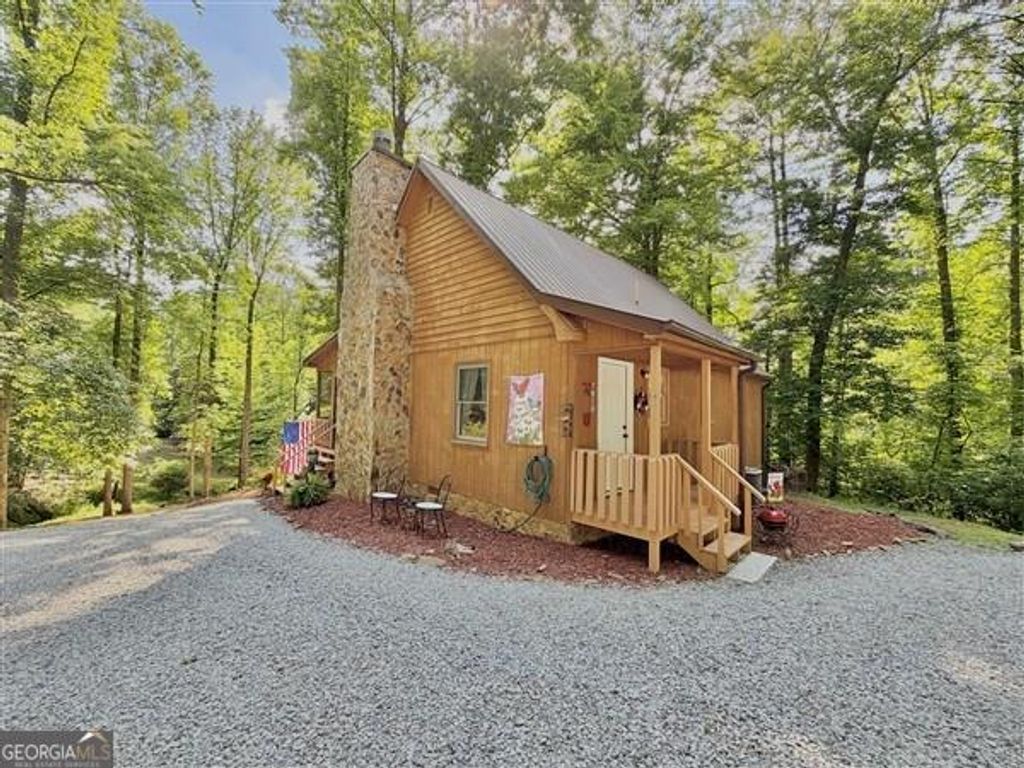 238 Trails End Road, Blue Ridge, GA 30513