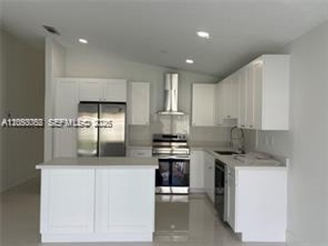 14845 SW 36th Ter, Miami, FL 33185