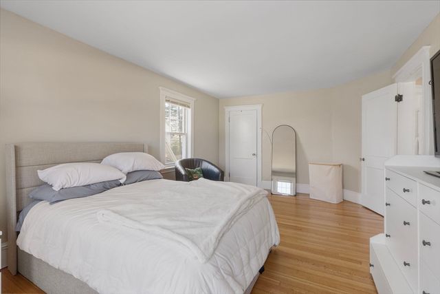 428 Boylston St, Brookline, MA 02445