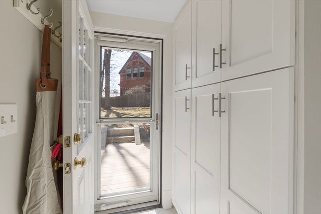 428 Boylston St, Brookline, MA 02445