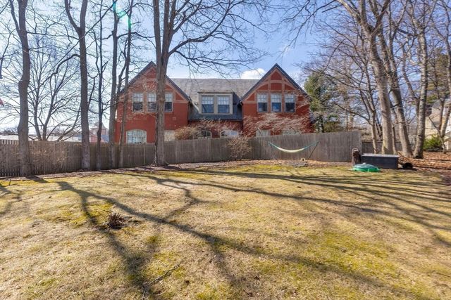 428 Boylston St, Brookline, MA 02445