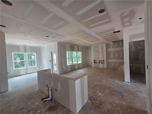 313 Meadows Drive, Bethlehem, GA 30620