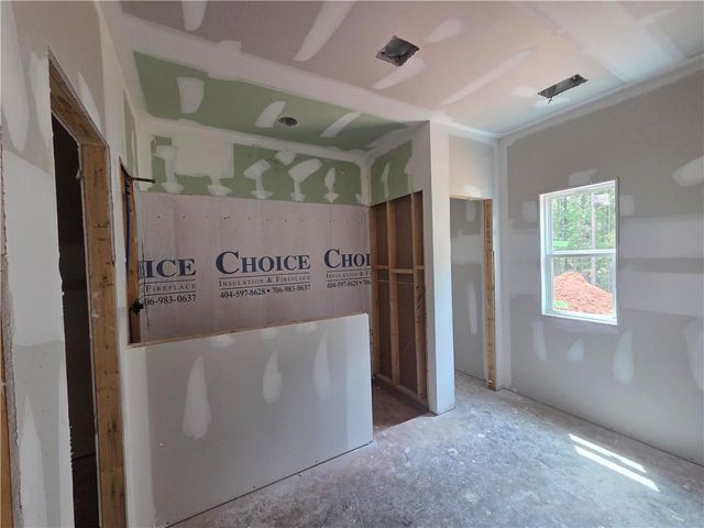 313 Meadows Drive, Bethlehem, GA 30620