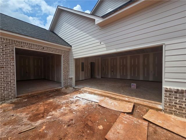 313 Meadows Drive, Bethlehem, GA 30620