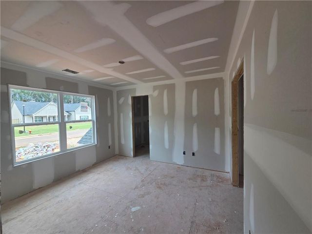 313 Meadows Drive, Bethlehem, GA 30620