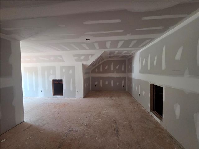 313 Meadows Drive, Bethlehem, GA 30620
