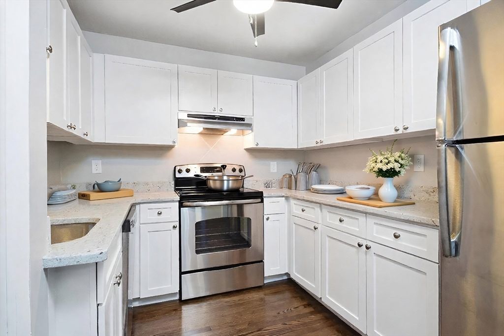 35 Webster St 402, Boston, MA 02128