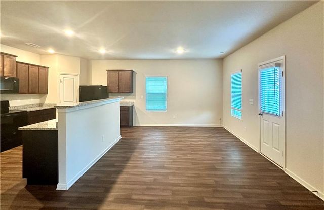 916 Independence Avenue, Pendergrass, GA 30567