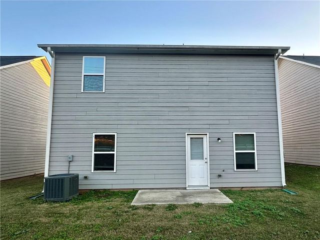 916 Independence Avenue, Pendergrass, GA 30567