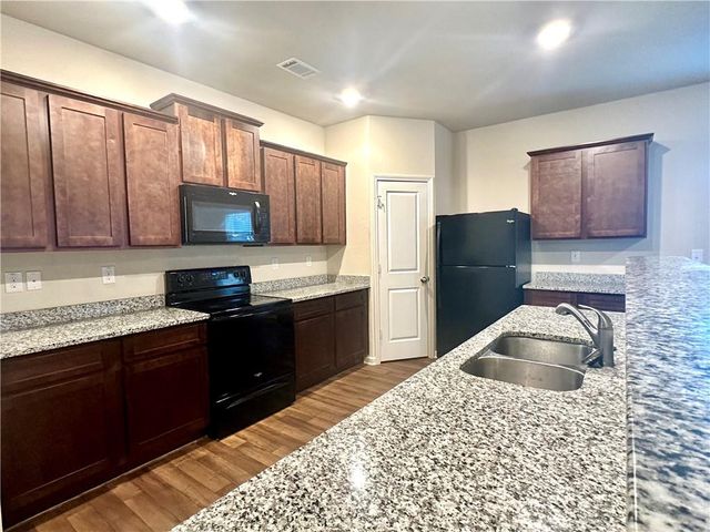 916 Independence Avenue, Pendergrass, GA 30567