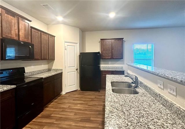 916 Independence Avenue, Pendergrass, GA 30567