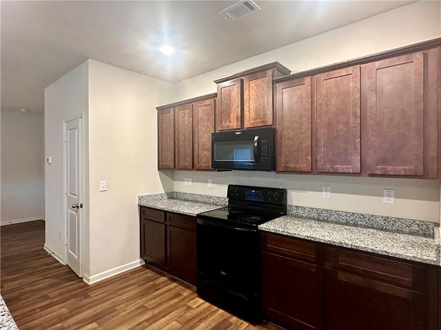 916 Independence Avenue, Pendergrass, GA 30567